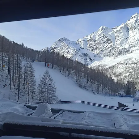 アパート Residenza Del Cirmolo Cervinia Vda Vacanze In Vetta Cir 0205 ブレウイル・チェルヴィナイア