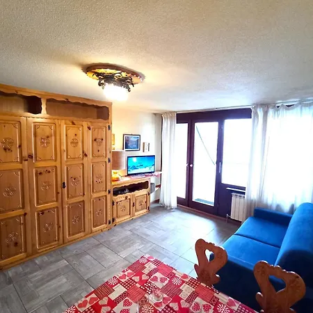Residenza Del Cirmolo Cervinia Vda Vacanze In Vetta