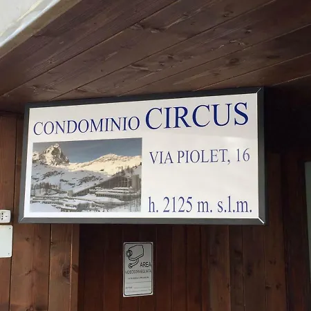 Residenza Del Cirmolo Cervinia Vda Vacanze In Vetta *