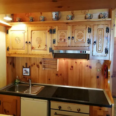 Residenza Del Cirmolo Cervinia Vda Vacanze In Vetta Appartamento *